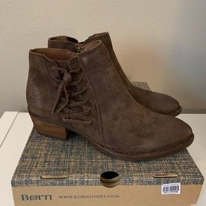 Women’s Born Boot